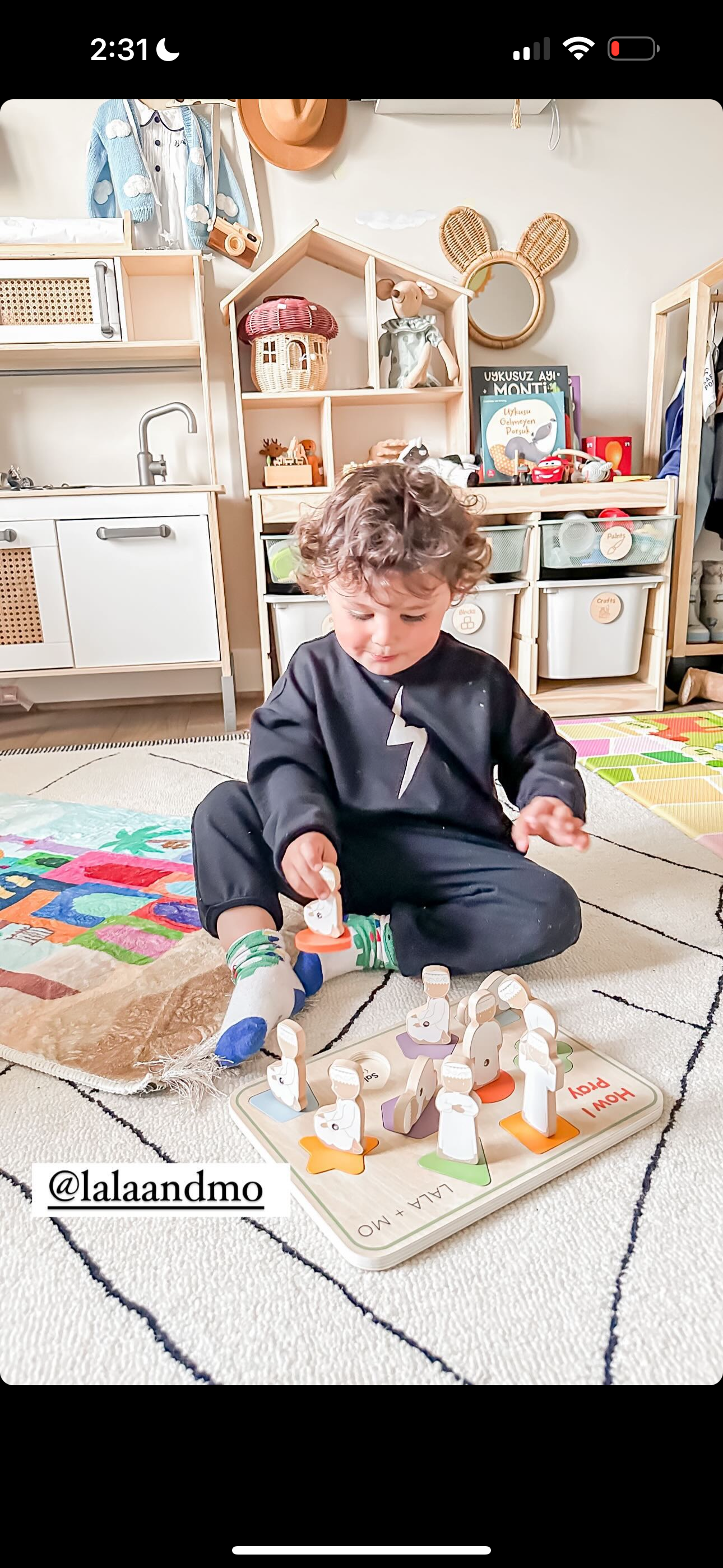 muslim kid playing namaz prayer salah puzzle